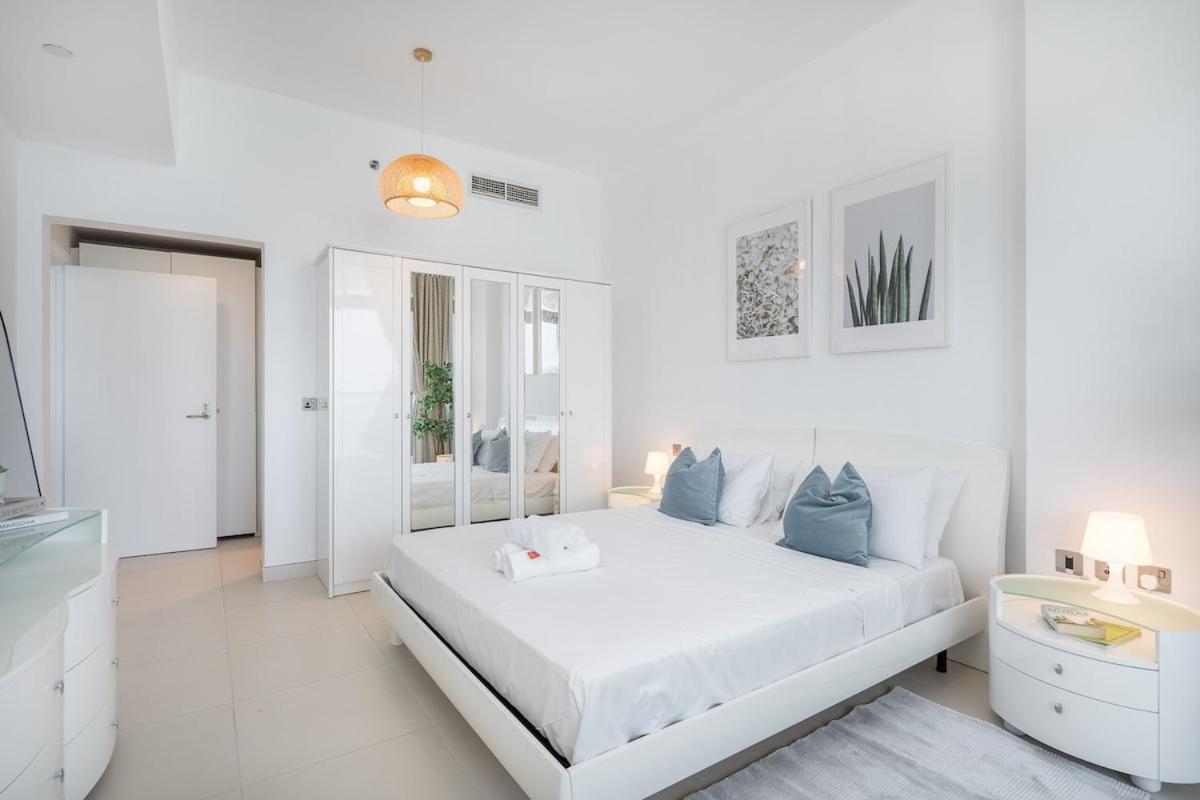 Peaceful And Airy 1-bedroom With The Palm View * Dubai