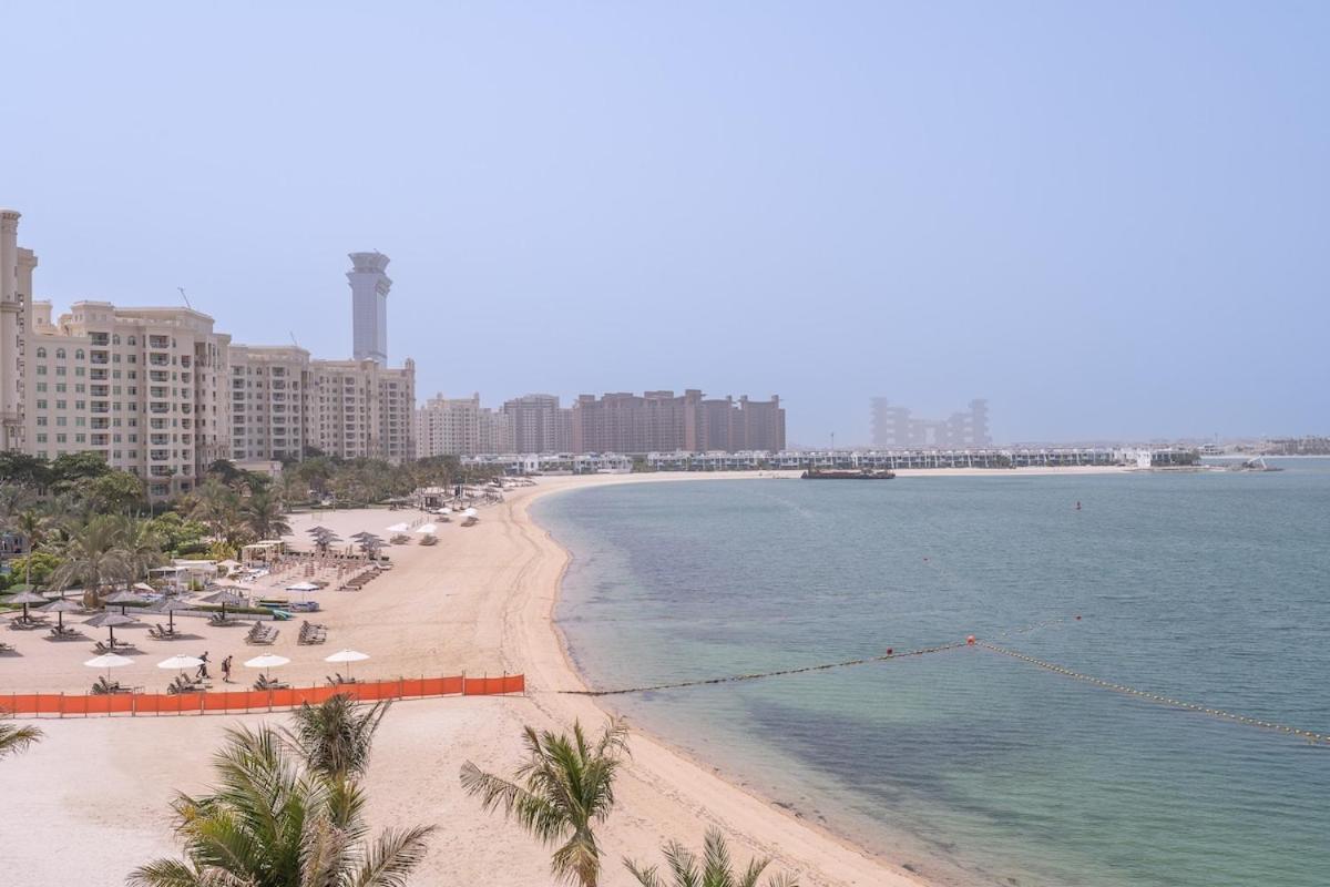 Peaceful And Airy 1-bedroom With The Palm View Apartment *